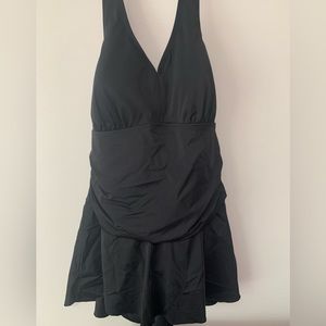 Merona Swim Skirt Size 20W One Piece Ruched Black Dress tankini
Swimsuit